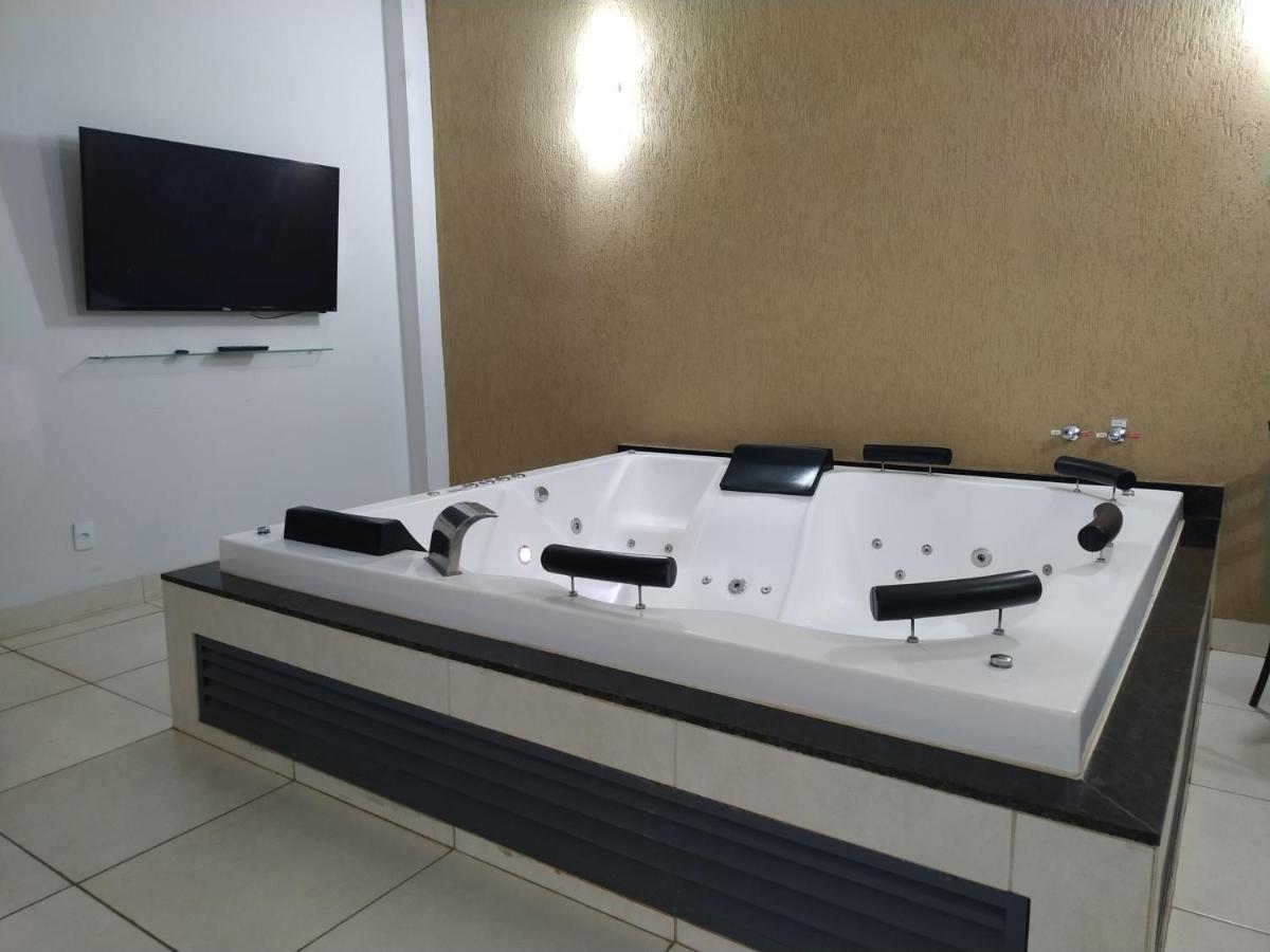 Casa Com 2 Quartos E Banheira De Hidromassagem Триндади Экстерьер фото